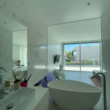 וילה Casa Papoila אלבופיירה