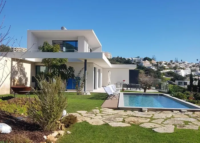 Casa Papoila אלבופיירה